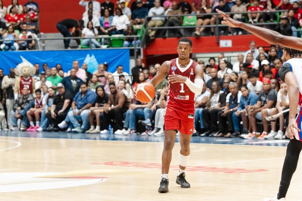 Cum s-au descurcat baschetbaliștii de la U-BT la loturile naționale. Russell, decisiv &icirc;n victoria Rom&acirc;niei