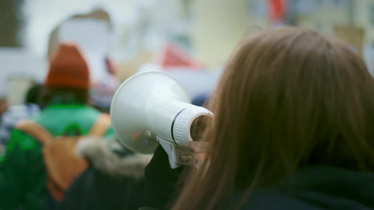 8 Martie în stradă, la Cluj: Marș împotriva imperialismului și militarizării. Se alătură și studenții