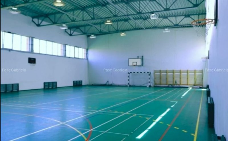 Ce se mai vinde în Cluj-Napoca. Cât costă o sală de sport funcțională
