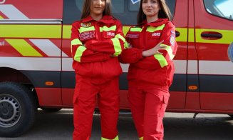 Ei sunt voluntarii care intervin pe ambulanțele SMURD și îi pregătesc pe clujeni pentru situații de urgență