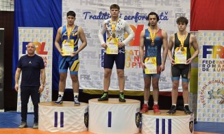 Clujenii au câștigat 3 medalii de aur la Campionatul Național U17 de Lupte Libere / Federația i-a desemnat pe tinerii clujeni să reprezinte România la