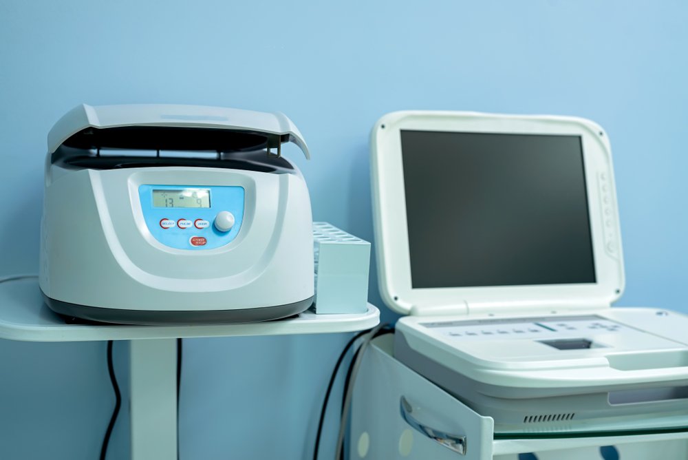 Ce reprezintă PRF și de ce este importantă în implantologia dentară?