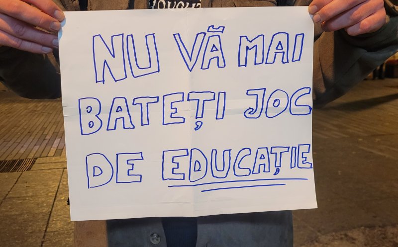 Studenții ies din nou în stradă la Cluj! Manifestație programată, în fața Prefecturii, împotriva tăierii burselor și a facilităților