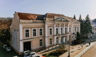 O proprietate cu identitate istorică, scoasă la vânzare în Turda. Cât costă clădirea emblematică
