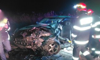 Accident rutier în Cluj. Trei persoane au ajuns la spital după ce două mașini s-au ciocnit