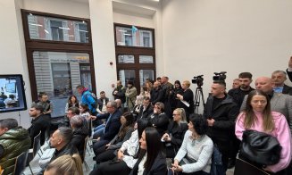 Dezbaterea momentului în Cluj-Napoca: interzicerea totală a jocurilor de noroc sau reglementare mai dură. Argumente pro și contra