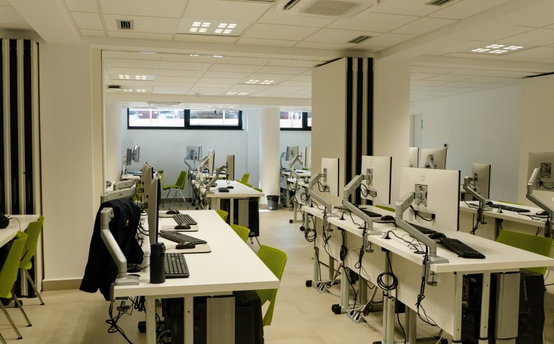 Super-laborator digital de peste 1 milion de lei la UBB Cluj. Studenții vor lucra cu tehnologie de ultimă generație, ca în marile studiouri media