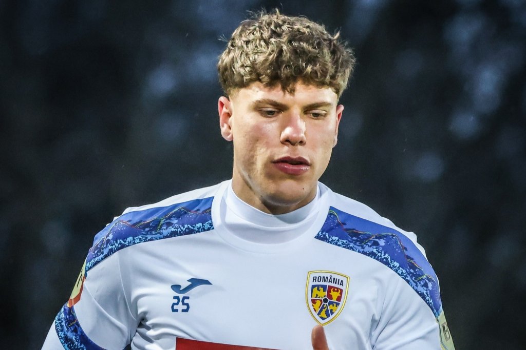 Prima imagine cu Andrei Coubiș la echipa națională. Fundașul de la "U" Cluj s-a antrenat alături de "Tricolori"