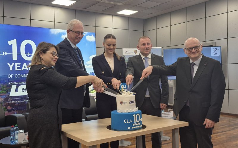 10 ANI de zboruri Cluj-Napoca - Varșovia. Ruta care conectează Transilvania la întreaga lume își crește frecvențele