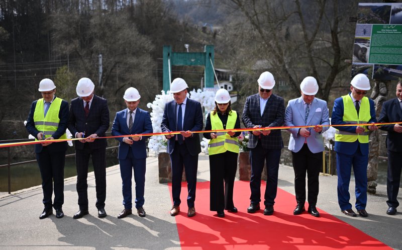 Mai puține pene de curent pentru 18.000 de oameni: DEER modernizează rețeaua electrică și optimizează energia verde