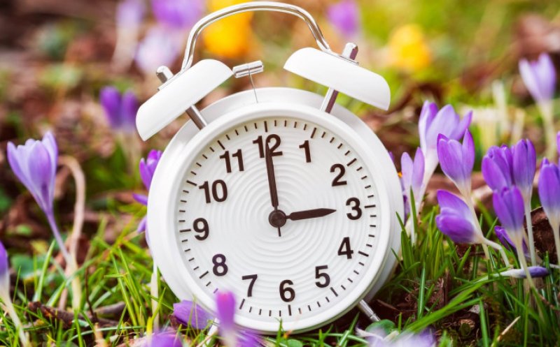 Ora de vară 2026. Ceasurile se schimbă la noapte