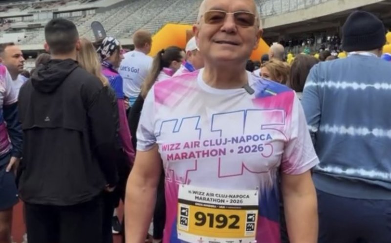 Emil Boc, la startul crosului de 4 km din cadrul Maratonului Cluj-Napoca