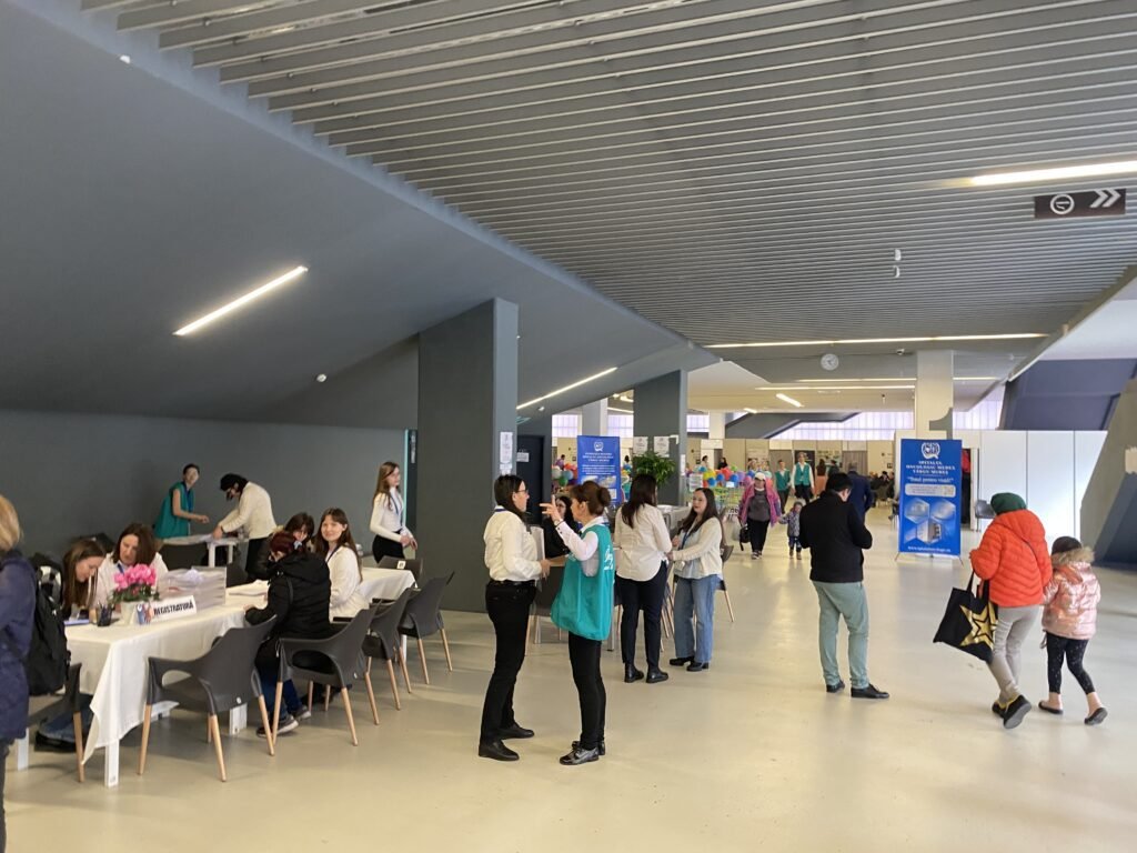 Consultații GRATUITE la un spital mobil din Cluj-Napoca