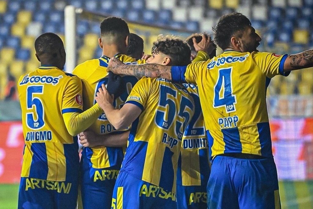 CFR Cluj, cu ochii pe un mijlocaș din Superligă. Clubul din Gruia are concurență serioasă pentru semnătura jucătorului