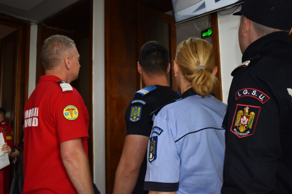 Mobilizare fără precedent la Cluj: polițiști, jandarmi și militari donează sânge pentru a salva vieți