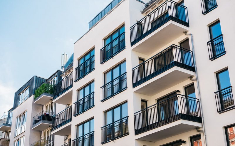 Piața imobiliară din România a început anul cu frâna trasă: scădere semnificativă a tranzacțiilor, inclusiv în Cluj