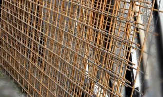 Furt pe calea ferată Cluj - Oradea. Percheziții efectuate de polițiști