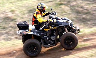 Vestul sălbatic în Cluj-Napoca: A fugit cu ATV-ul de polițiști, a abandonat vehiculul, și-a schimbat hainele și a plătit pe altcineva să declare că a fost la volan