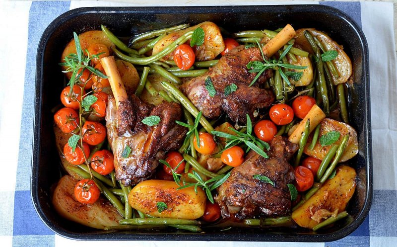 Cât costă carnea de miel în 2026. Rețeta pentru o fripură delicioasă