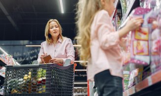 Cu câți bani rămâne, de fapt, o familie după ce plătește toate facturile și taxele. Unde se duc veniturile lună de lună