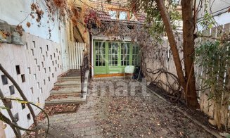 Cât costă să locuiești într-o casă din centrul Clujului, la doi pași de Piața Unirii