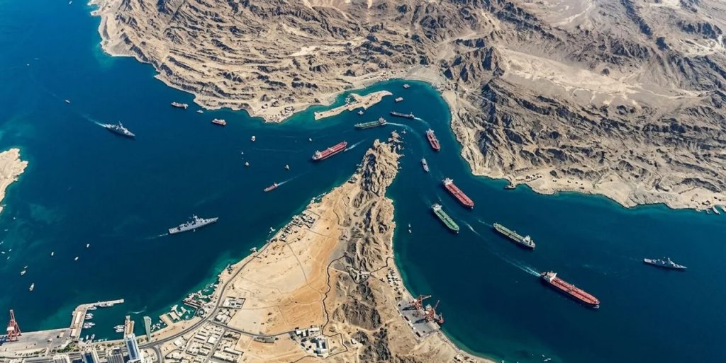 Iranul anunță închiderea Strâmtorii Ormuz și acuză SUA că au încălcat armistițiul