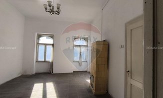 Cât te costă să locuiești într-o bijuterie arhitecturală de pe malul Someșului - palat cu peste un secol de istorie din Cluj-Napoca