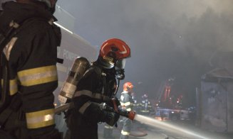 Sute de intervenții la Cluj în minivacanța de Paște. Case mistuite de flăcări