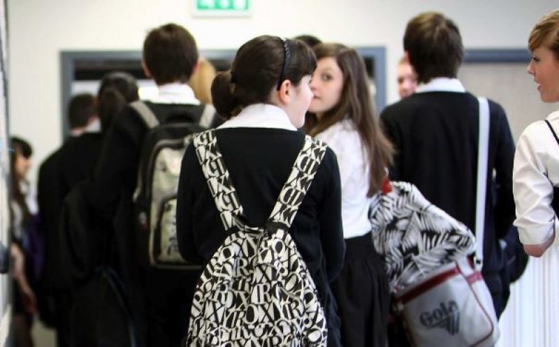 Elevii s-au întors la școală. Începe modul 5 de cursuri/ Când vor avea următoarele zile libere