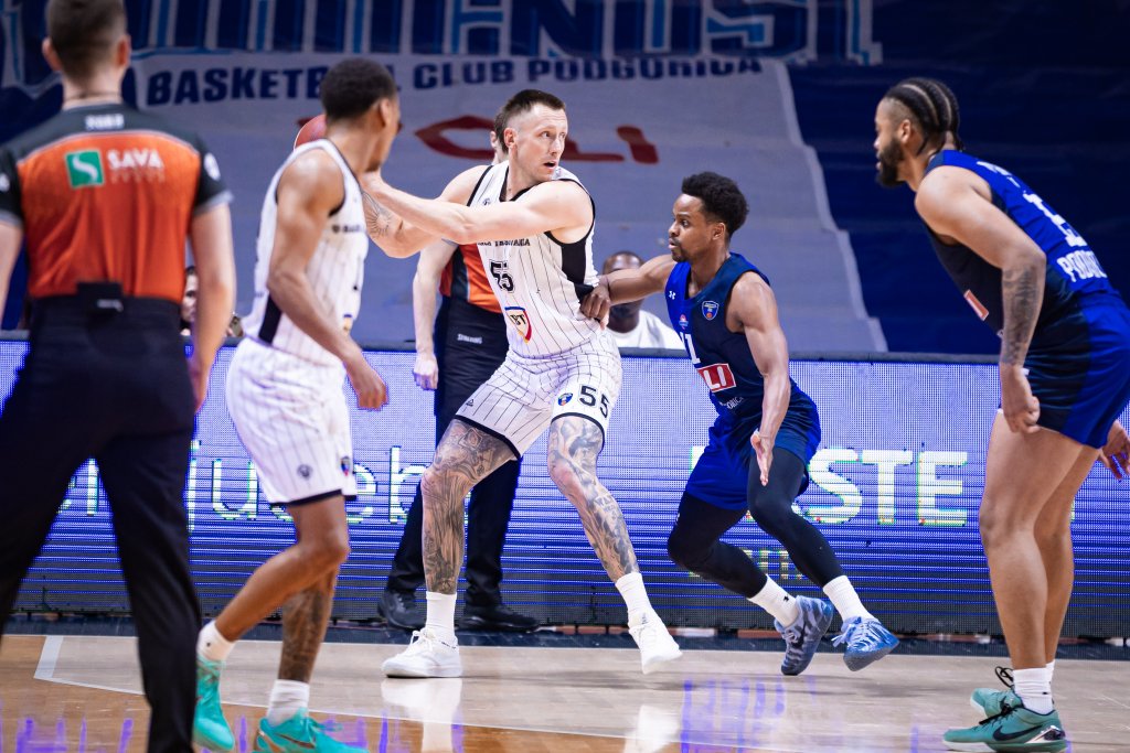 Avanpremieră pentru play-off. U-BT se duelează cu Buducnost în Top 8 ABA League