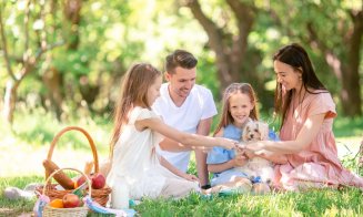 Minivacanța de 1 Mai 2026: câte zile libere au angajații în total