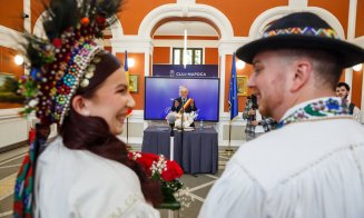 55 de căsătorii în acest weekend la Cluj-Napoca. Primarul Emil Boc, prezent la datorie