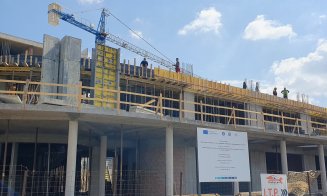 Stadiul lucrărilor la noua școală generală din Florești: „Constructorul și-a reluat activitatea în forță”