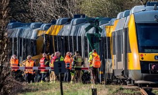 Cetățeni români implicați în accidentul cu 2 trenuri care s-au ciocnit frontal în Danemarca