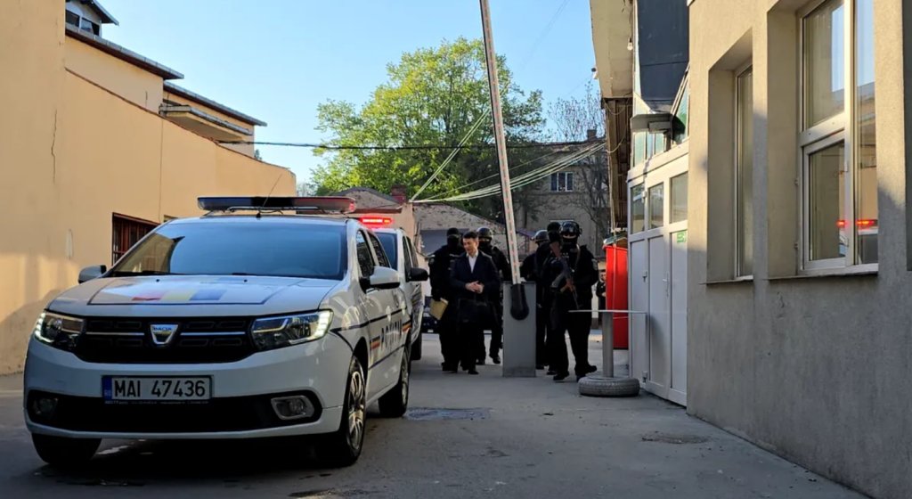 Fost adjunct al serviciilor secrete din Republica Moldova, escortat de Poliția Română pentru executarea pedepsei de trădare
