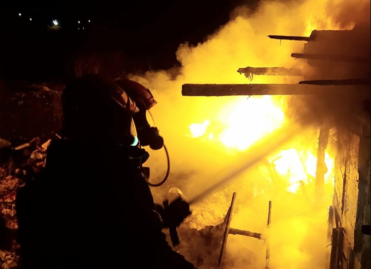 "O secundă de neatenție îți poate distruge totul". ISU Cluj trage un semnal de alarmă asupra incendiilor din locuințe / Ce trebuie să verifici imediat