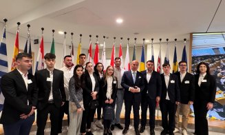 Rareș Bogdan, gazdă la Bruxelles: „Parlamentul European, deschis pentru elevii români și aleșii locali”