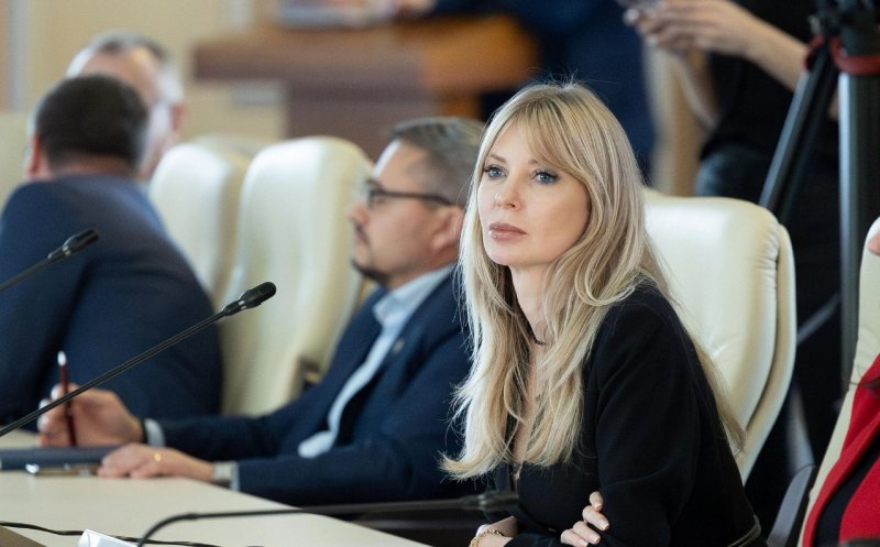 PSD îi cere senatoarei Victoria Stoiciu demisia din Parlament, după ce aceasta a demisionat din partid / Stoiciu: ”Nu voi gira niciodată normalizarea fascismului”
