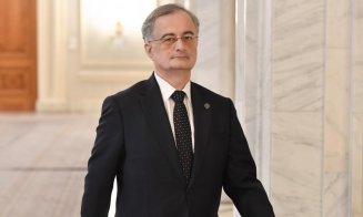 Moțiune de cenzură în Parlament. Gabriel Andronache: "PNL rămâne în sală, dar nu votează"