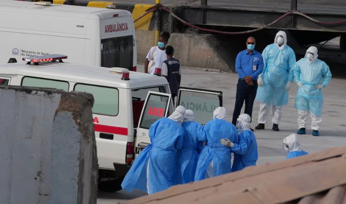 Hantavirusul a ajuns în Europa! O însoțitoare  de bord, posibil infectată, internată în Olanda/ Pasagerii din avionul cu care a călătorit turista ucisă de virus, căutați