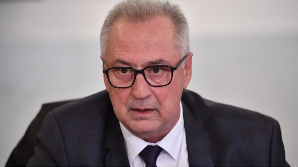 Procurorii PCAB l-au reținut pe șeful Autorității Vamale Române, pus în funcție de Ilie Bolojan