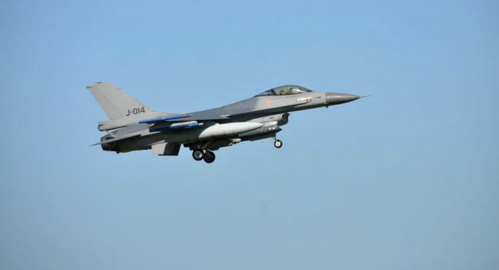 Premieră: un F-16 românesc ar fi doborât o dronă ucraineană intrată în spațiul aerian al NATO