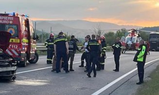 Șoferii blocați în trafic în urma accidentului GRAV din Poieni: ”Traseul ăsta îi foarte periculos... dacă ajungi întreg acasă trebuie să mergi la bise