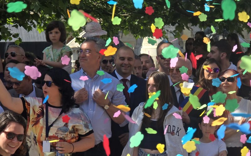Explozie de culoare în centru. Parada de Zilele Clujului a dat viață orașului