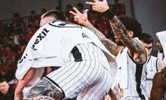 Victorie pentru U-BT la Oradea. Clujenii au egalat scorul la general