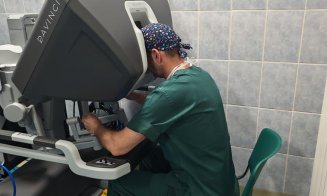 Premieră medicală la Cluj! Prima operație robotică realizată cu robotul Da Vinci la Institutul Oncologic