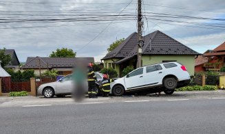 Accident pe un drum din județul Cluj. Un bărbat a ajuns la spital