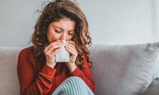 Rinita alergică pe înțelesul tuturor: simptome, factori declanșatori și opțiuni de ameliorare