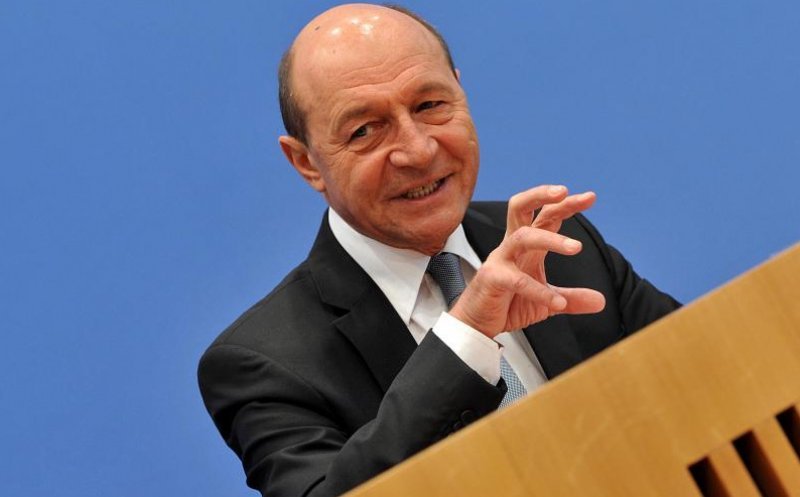 Traian Băsescu nu este acord cu planul lui Nicușor Dan: „E o copilărie să desemnezi un premier neangajat politic”
