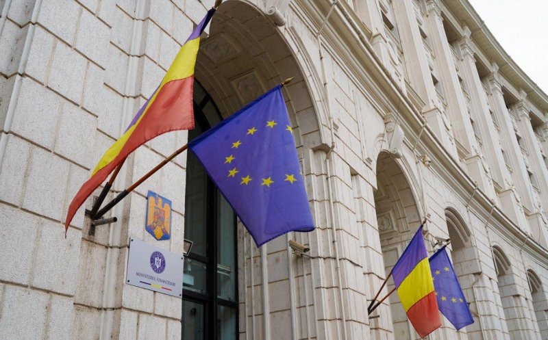 Proteste în Finanțe din cauza noii legi a salarizării. Sindicaliștii merg joi la negocieri cu ministrul Muncii